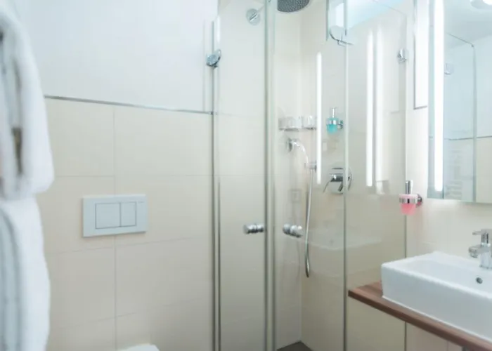 Hotel Peterhof - Urban Lifestyle 4*