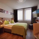 Hotel Peterhof - Reopening November 2026 Hotell 4*