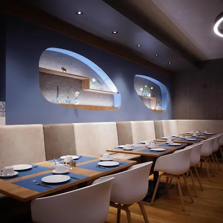 Peterhof - Urban Lifestyle 4* Kempten